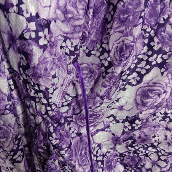 Sante Classics Robe Size Large Purple Roses Print Silky Polyester Beltloops Belt - Picture 5 of 7
